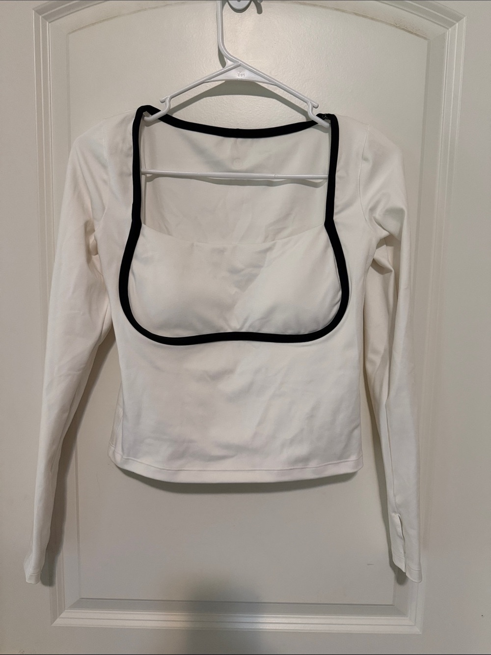 Women's White Long-Sleeve Square Neck Top with Navy Trim